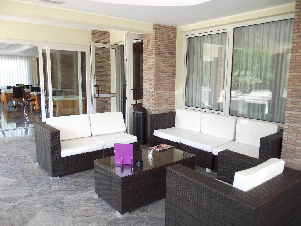 Il Girasole Hotel Terracina Ngoại thất bức ảnh
